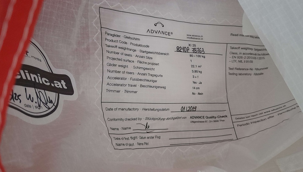 ADVANCE Xi, weiß, 25